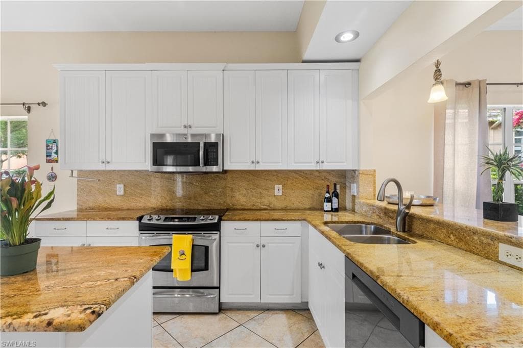 127 Napa Ridge Way, Naples, FL 34119-8