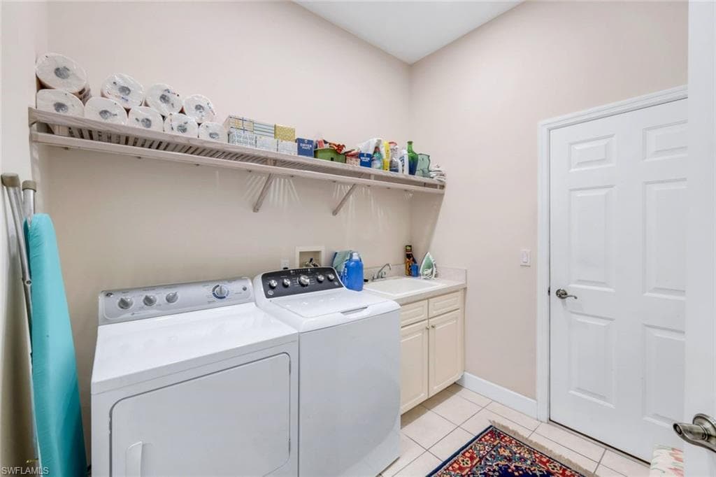 8397 Northhampton Ct, Naples, FL 34120-22