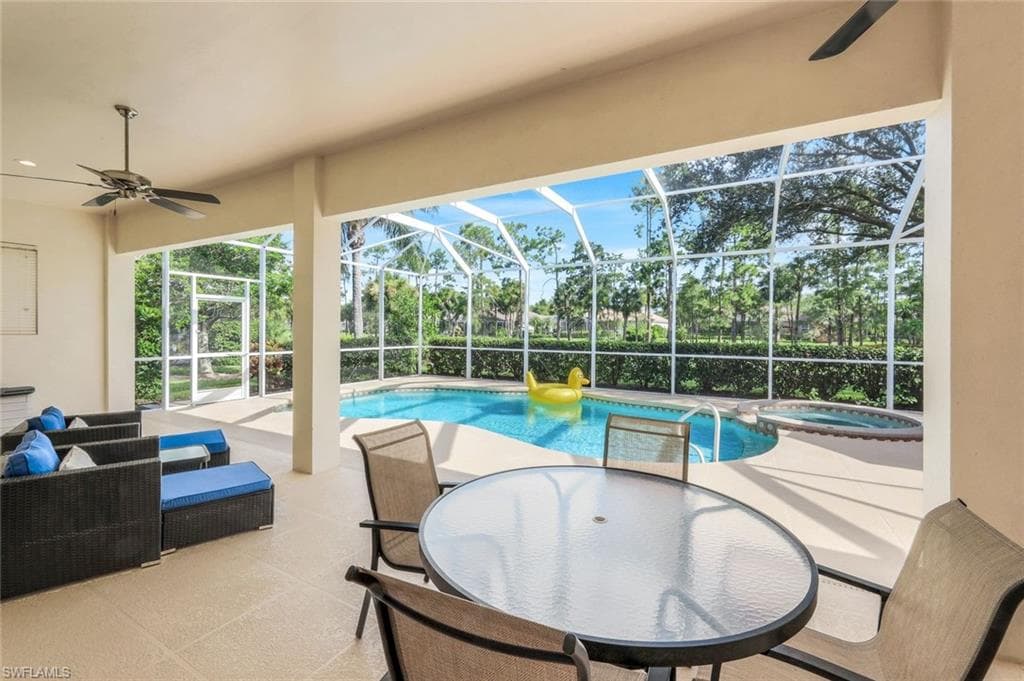 8397 Northhampton Ct, Naples, FL 34120-24