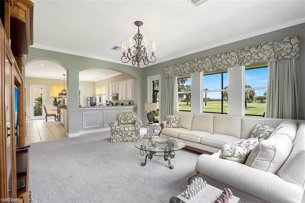1724 Birdie Dr, Naples, FL 34120-9