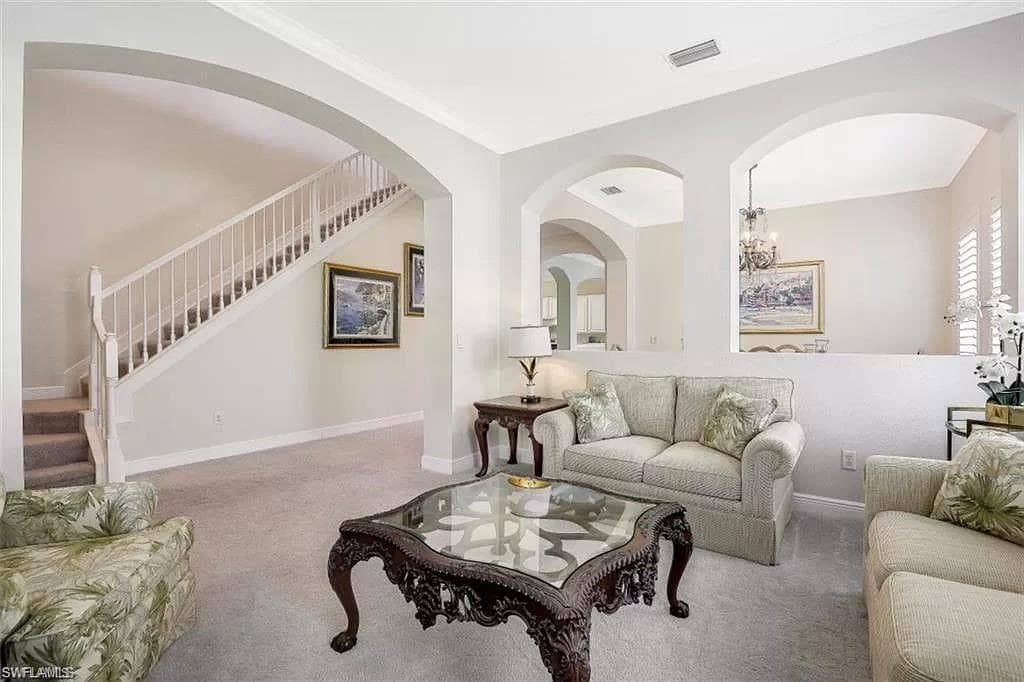 1724 Birdie Dr, Naples, FL 34120-15