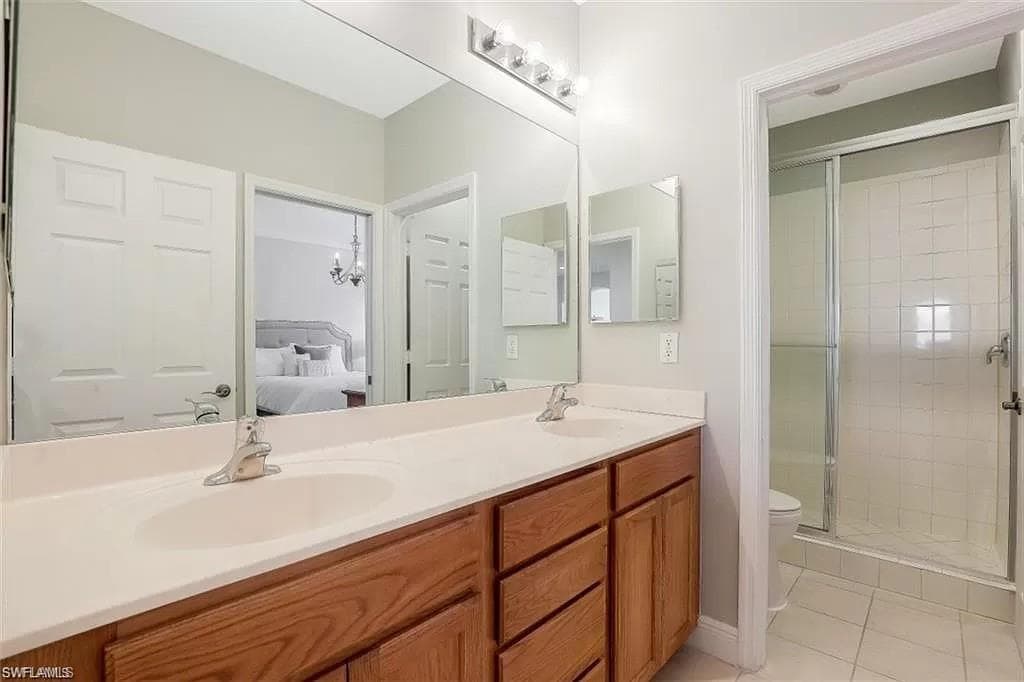 1724 Birdie Dr, Naples, FL 34120-28