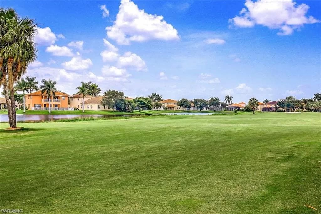 1724 Birdie Dr, Naples, FL 34120-43