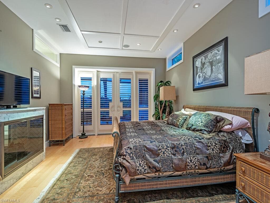 834 Hideaway Cir W, Marco Island, FL 34145-7