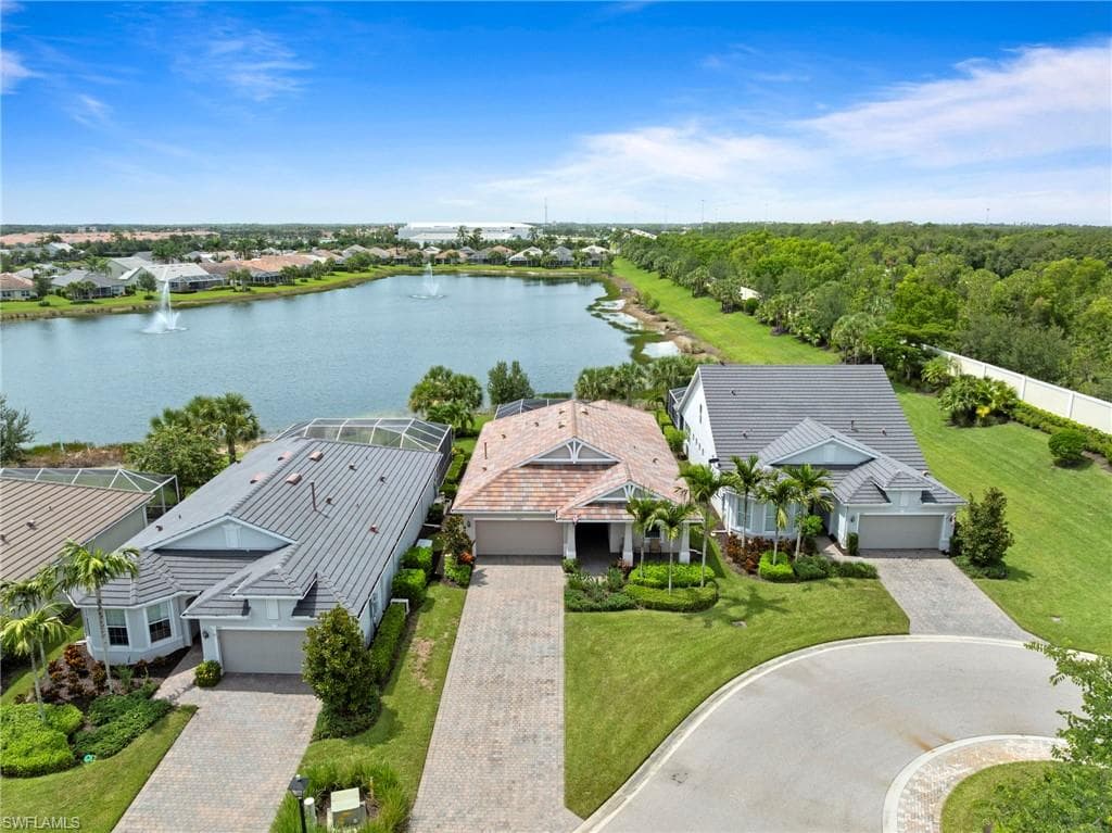 10507 Jackson Square Dr, Estero, FL 33928-1