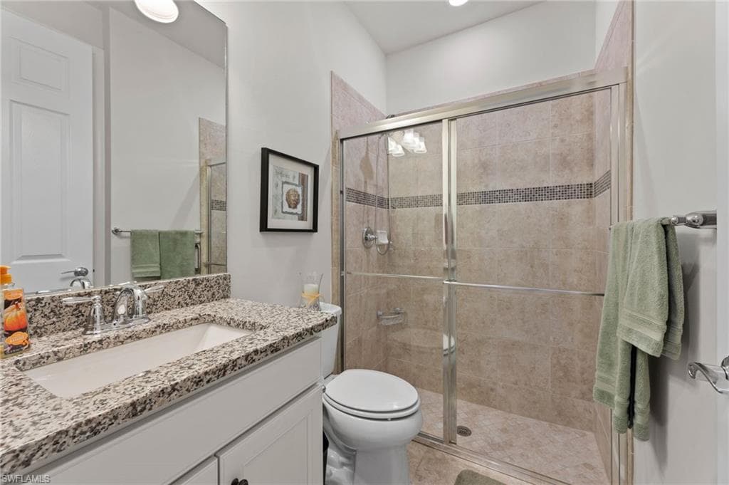 10507 Jackson Square Dr, Estero, FL 33928-28