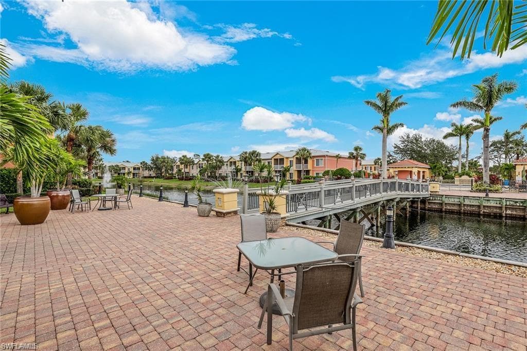 10009 Villagio Gardens Ln 207, Estero, FL 33928-3