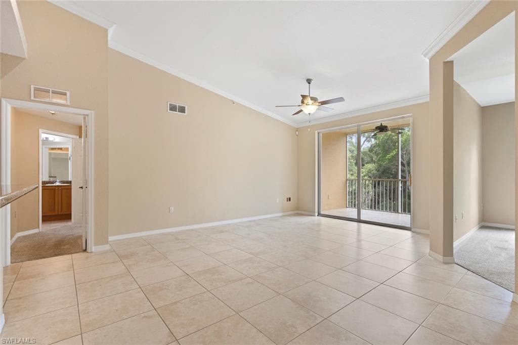 10009 Villagio Gardens Ln 207, Estero, FL 33928-4