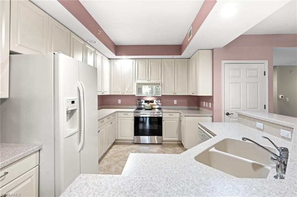 337 Vintage Bay Dr D4, Marco Island, FL 34145-10