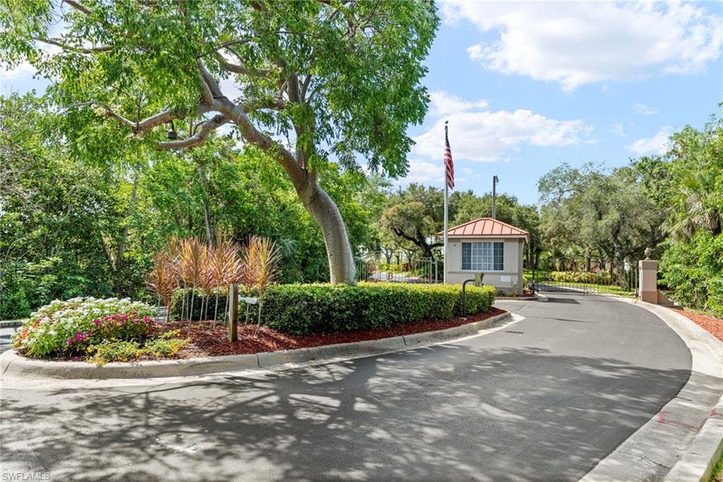 337 Vintage Bay Dr D4, Marco Island, FL 34145-30