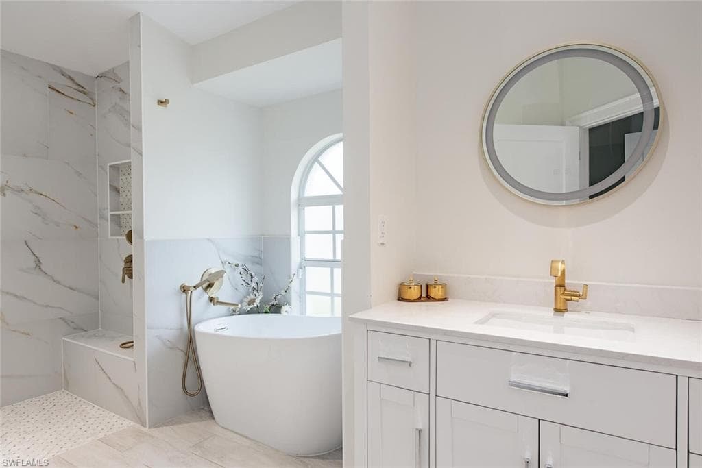 108 Greenview St, Marco Island, FL 34145-11