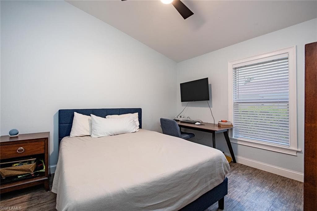 108 Greenview St, Marco Island, FL 34145-13