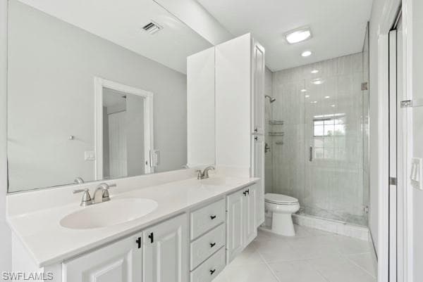 5569 Cove Cir 74, Naples, FL 34119-18