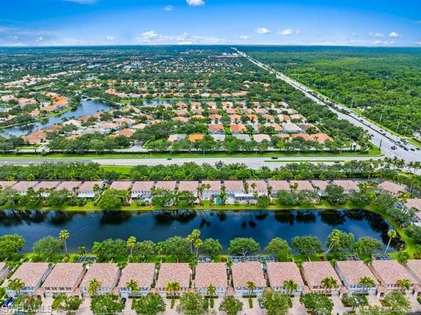 5569 Cove Cir 74, Naples, FL 34119-23