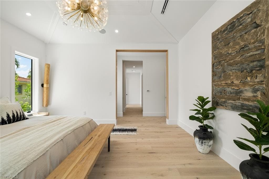 565 Whispering Pine Ln, Naples, FL 34103-24