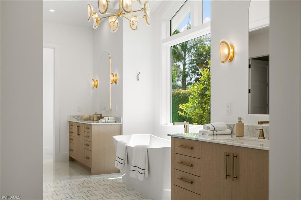 565 Whispering Pine Ln, Naples, FL 34103-26