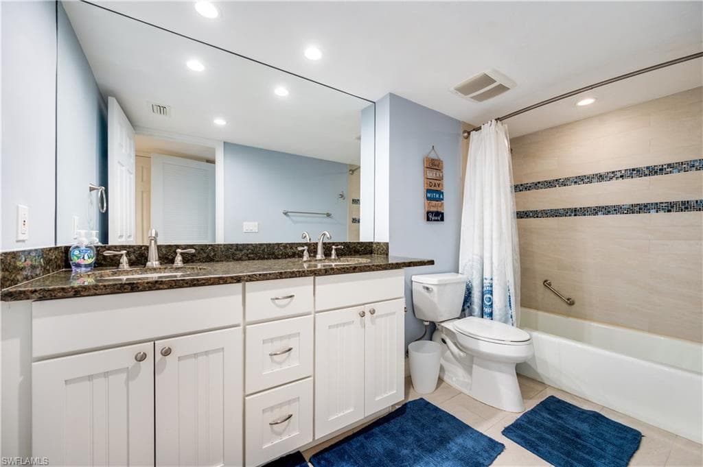 11030 Gulf Shore Dr 401, Naples, FL 34108-28