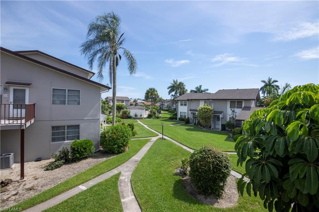180 Cypress Way E B212, Naples, FL 34110-12