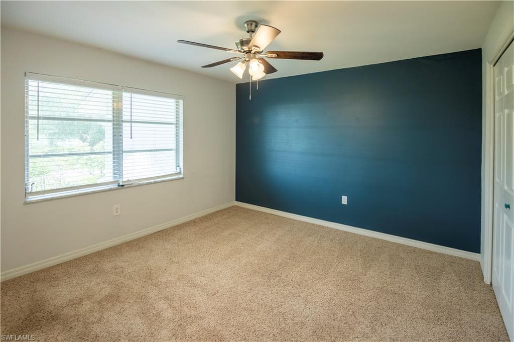180 Cypress Way E B212, Naples, FL 34110-6