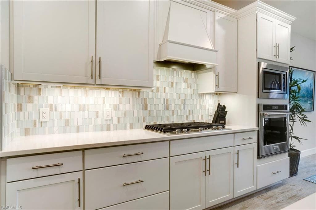 10478 Ventana Ln, Naples, FL 34120-11