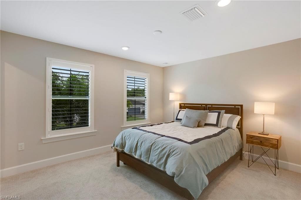 10478 Ventana Ln, Naples, FL 34120-28