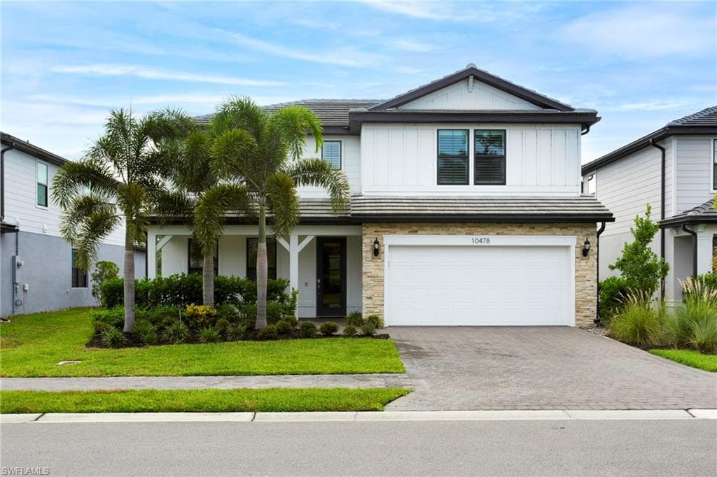 10478 Ventana Ln, Naples, FL 34120-2