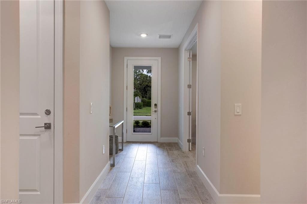 10478 Ventana Ln, Naples, FL 34120-34