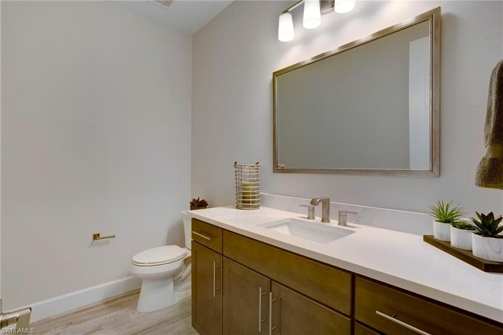 10478 Ventana Ln, Naples, FL 34120-37