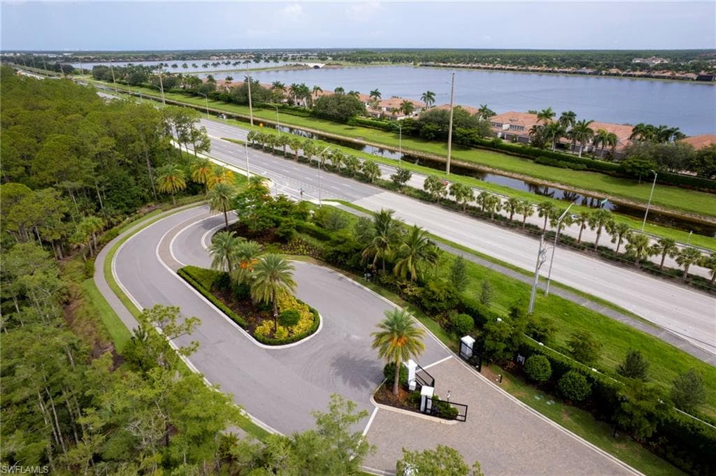 10478 Ventana Ln, Naples, FL 34120-48