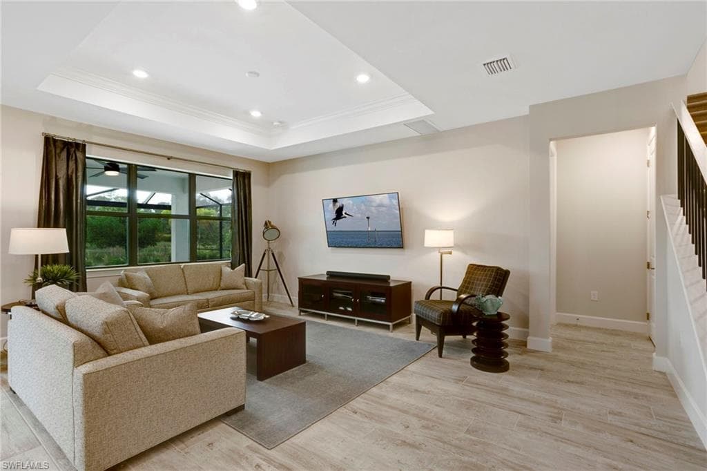 10478 Ventana Ln, Naples, FL 34120-5
