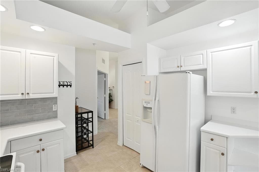 3425 Laurel Greens Ln S 203, Naples, FL 34119-15