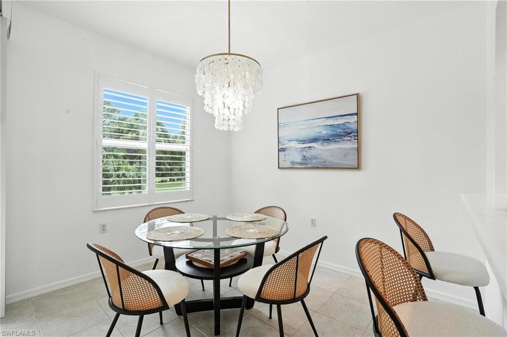 3425 Laurel Greens Ln S 203, Naples, FL 34119-18