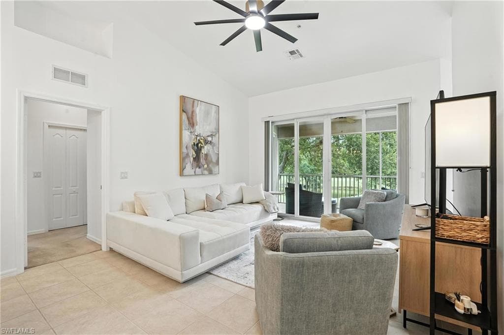 3425 Laurel Greens Ln S 203, Naples, FL 34119-6