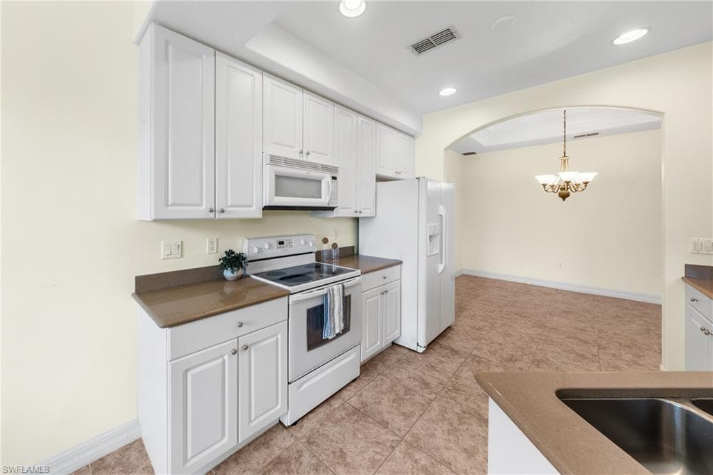 6031 Jonathans Bay Cir 401, Fort Myers, FL 33908-10