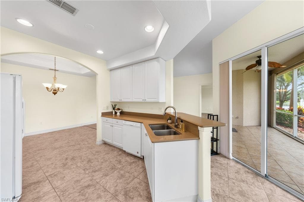 6031 Jonathans Bay Cir 401, Fort Myers, FL 33908-17