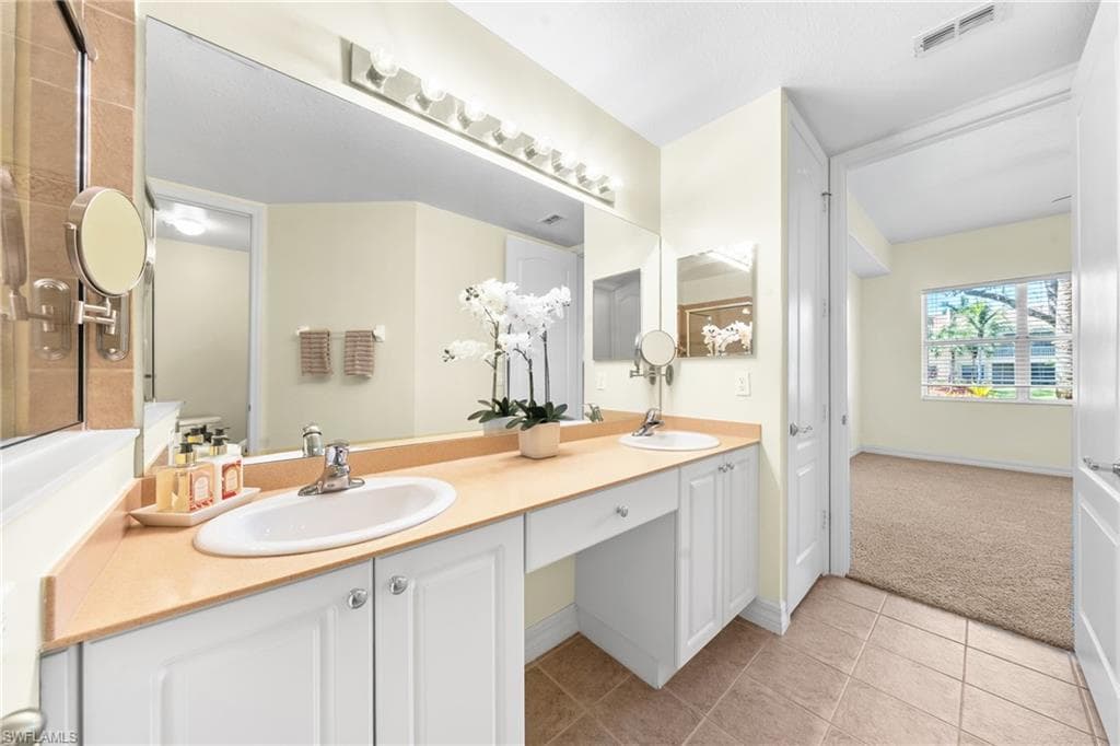 6031 Jonathans Bay Cir 401, Fort Myers, FL 33908-24