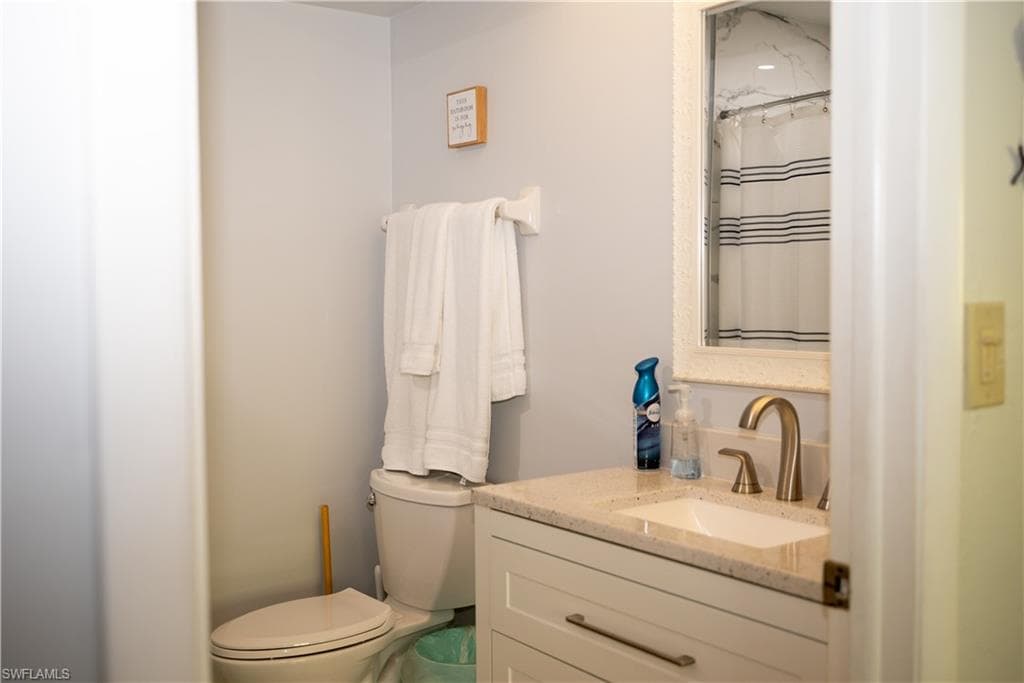 5870 Star Grass Ln, Naples, FL 34116-28