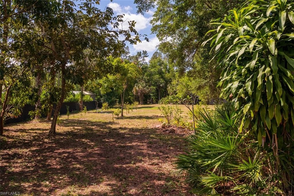 5870 Star Grass Ln, Naples, FL 34116-36