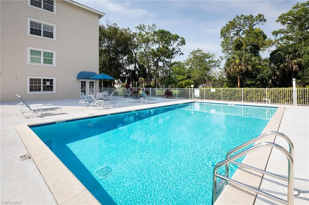 481 Quail Forest Blvd B408, Naples, FL 34105-12