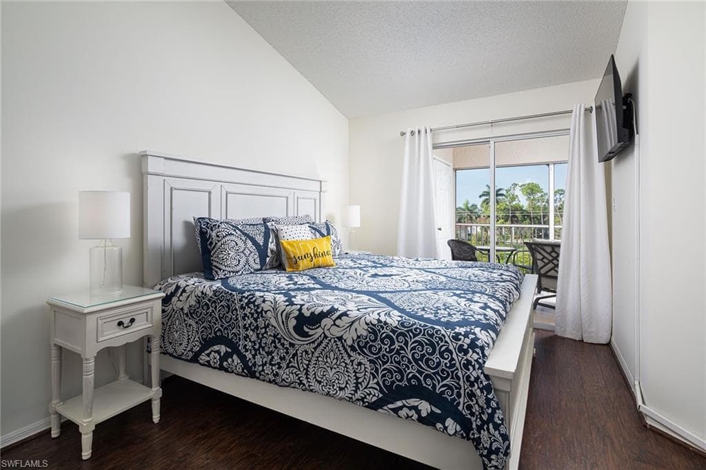 481 Quail Forest Blvd B408, Naples, FL 34105-8