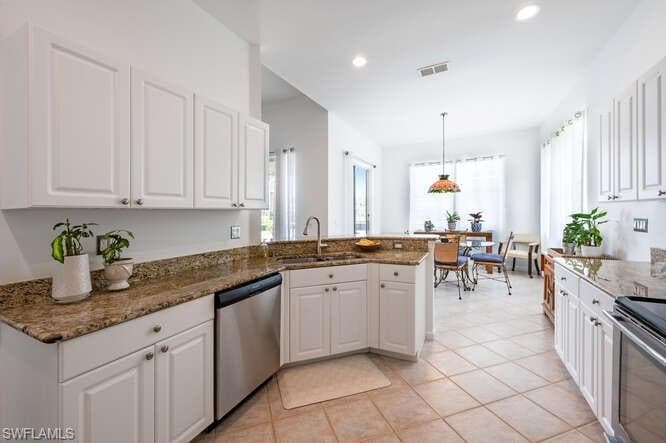 23110 Oakglen Ln, Estero, FL 34135-15