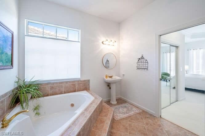 23110 Oakglen Ln, Estero, FL 34135-22