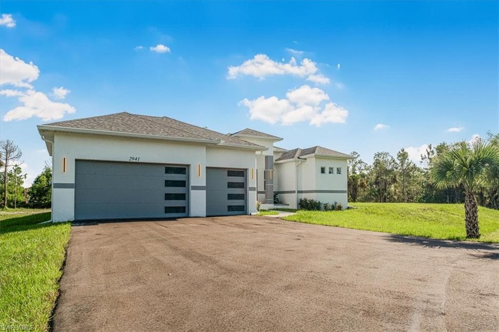 2941 37th Ave NE, Naples, FL 34120-15