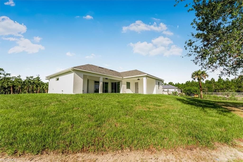 2941 37th Ave NE, Naples, FL 34120-18