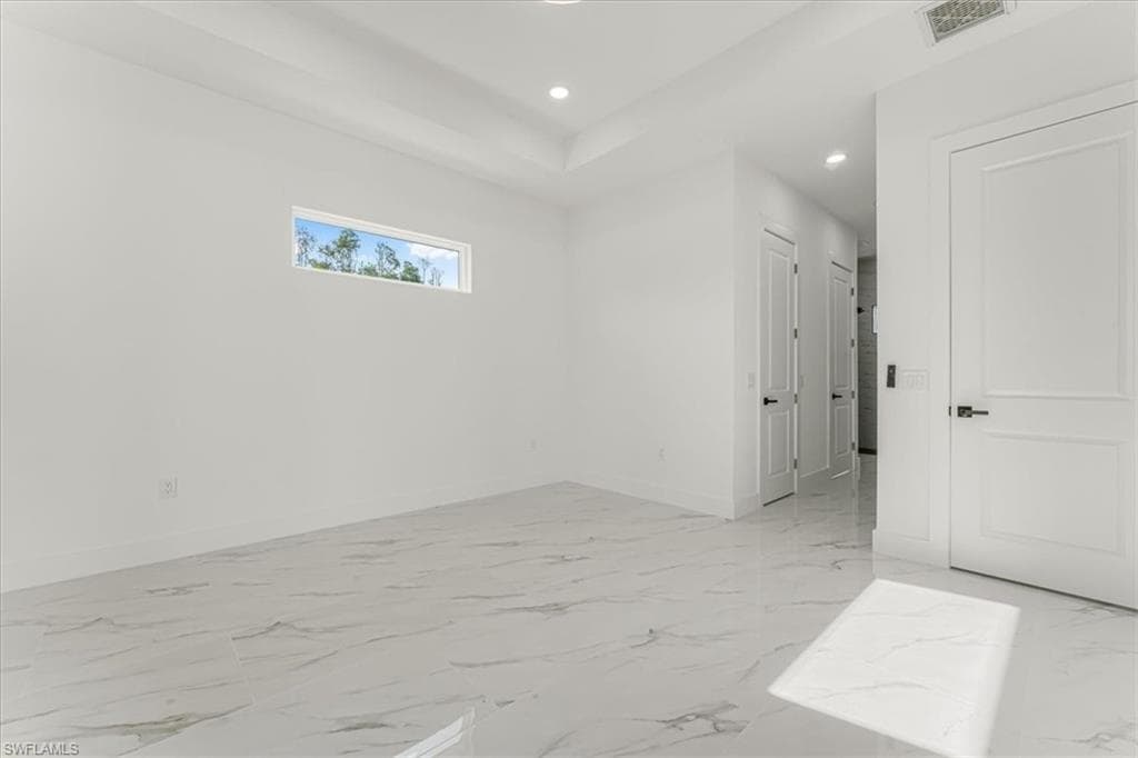 2941 37th Ave NE, Naples, FL 34120-29