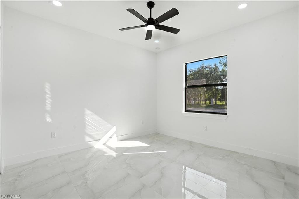 4881/4883 Leonard Blvd S, Lehigh Acres, FL 33973-21