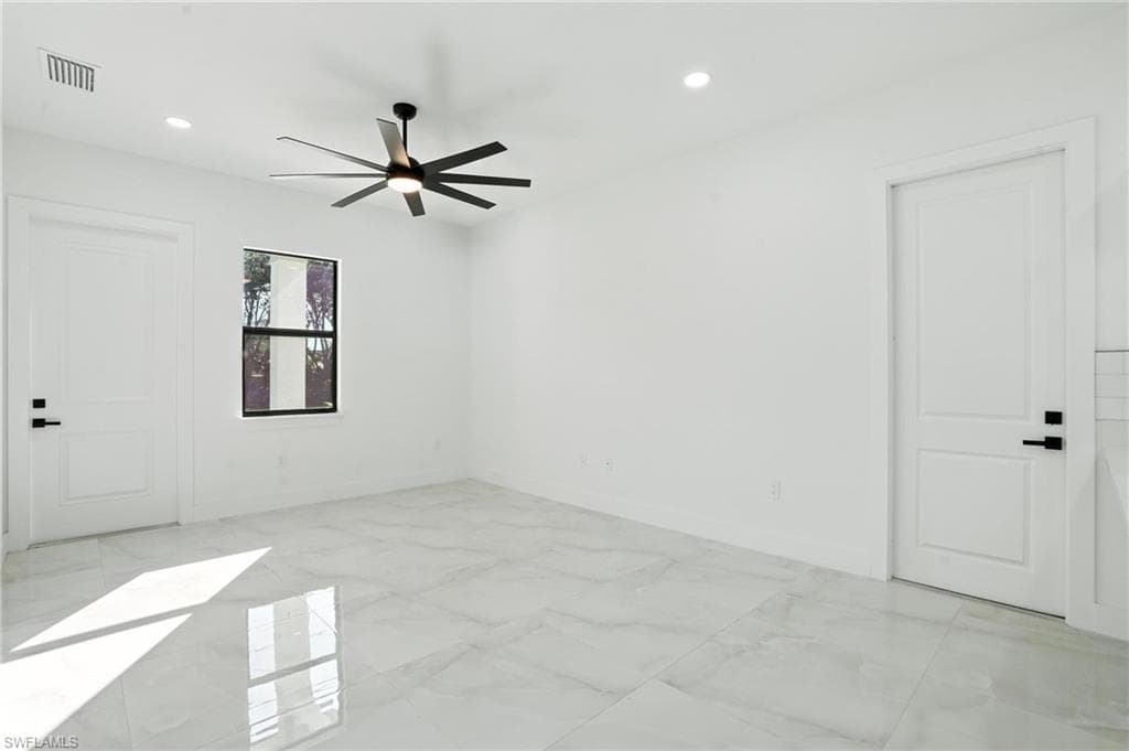 4881/4883 Leonard Blvd S, Lehigh Acres, FL 33973-29