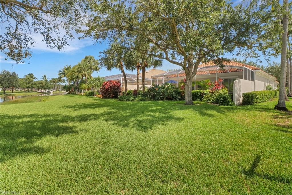 4733 Navassa Ln, Naples, FL 34119-19
