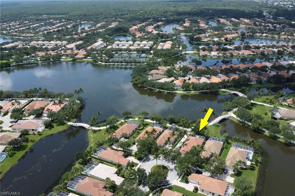 4733 Navassa Ln, Naples, FL 34119-21