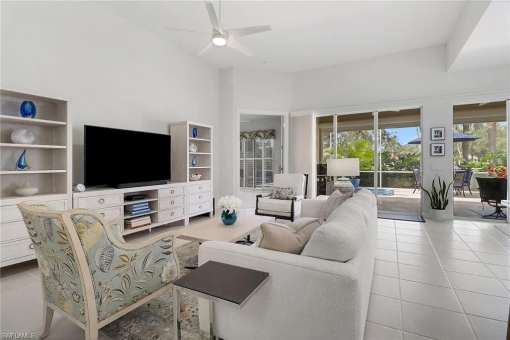 4733 Navassa Ln, Naples, FL 34119-6